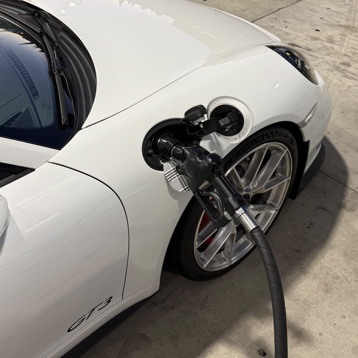 Porsche 991 Fuel Bibs