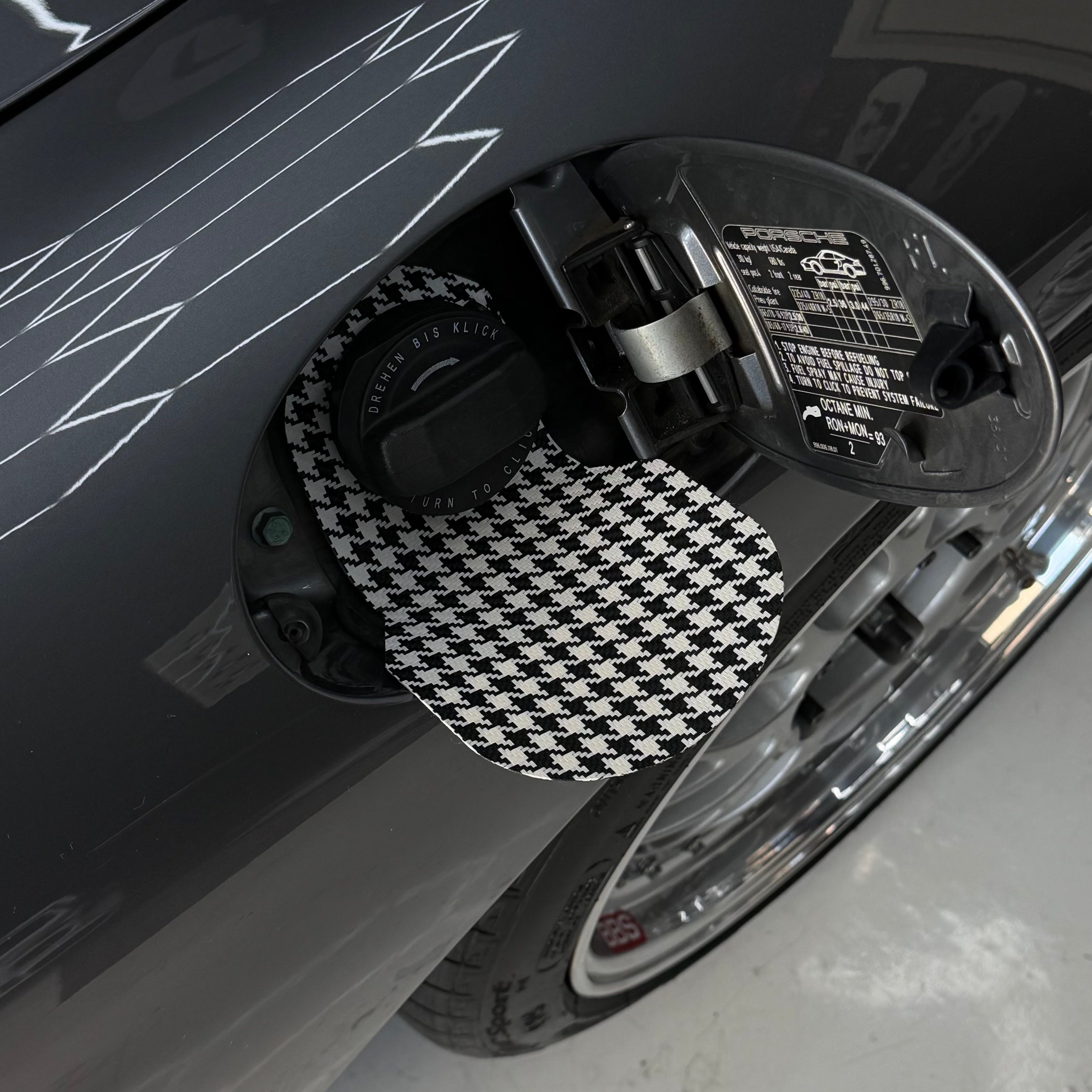 Porsche 986/996 Fuel Bibs